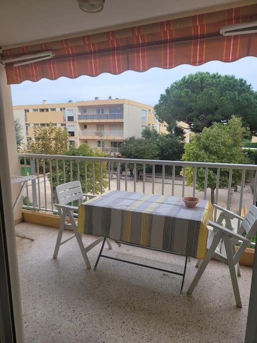 Residence Les Cyclades Le Lavandou Zewnętrze zdjęcie